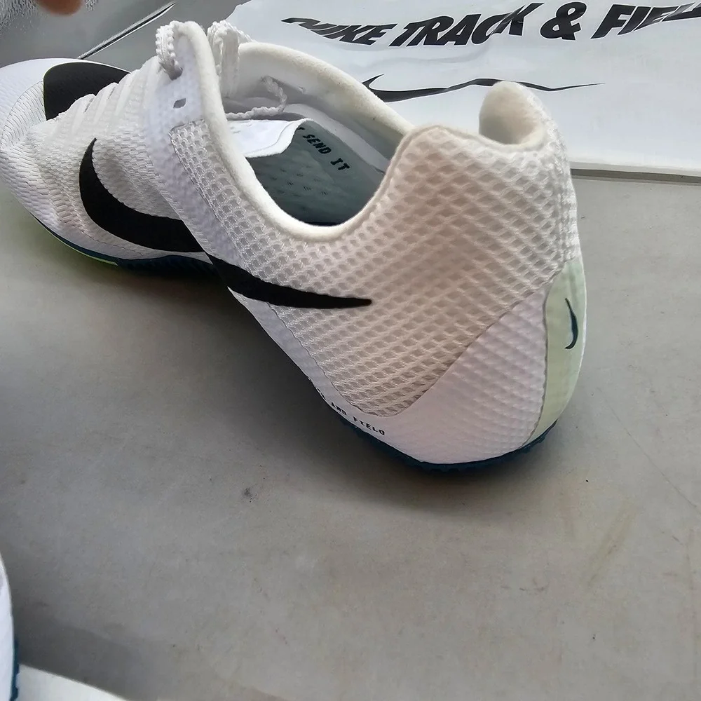 Nike zoom rival